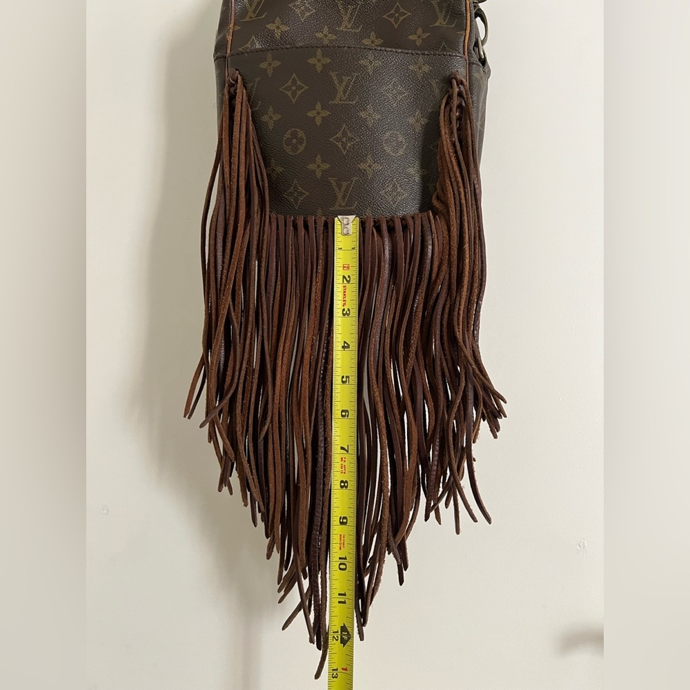 Louis Vuitton Monogram Marceau Fringe Crossbody - Vintage Boho Bags - Picture 14 of 15